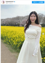 穂川果音、ワンショルダーのドレス姿がかわいい　※「穂川果音」Instagram