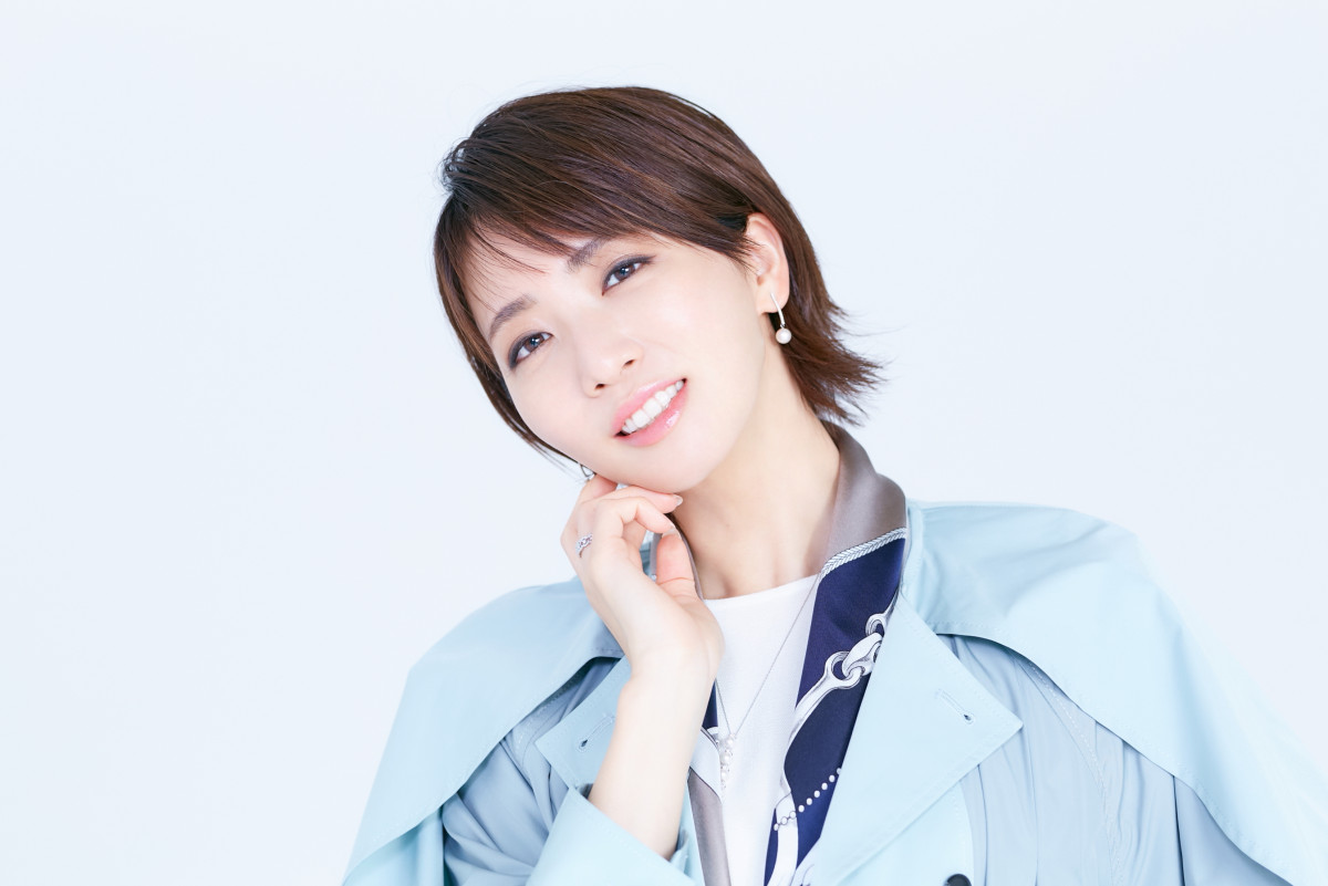 礼真琴、宝塚退団後初ミュージカルで“ベティーちゃん”に！「女子力も修行しつつ、男役で学んだことも無駄にしたくない」