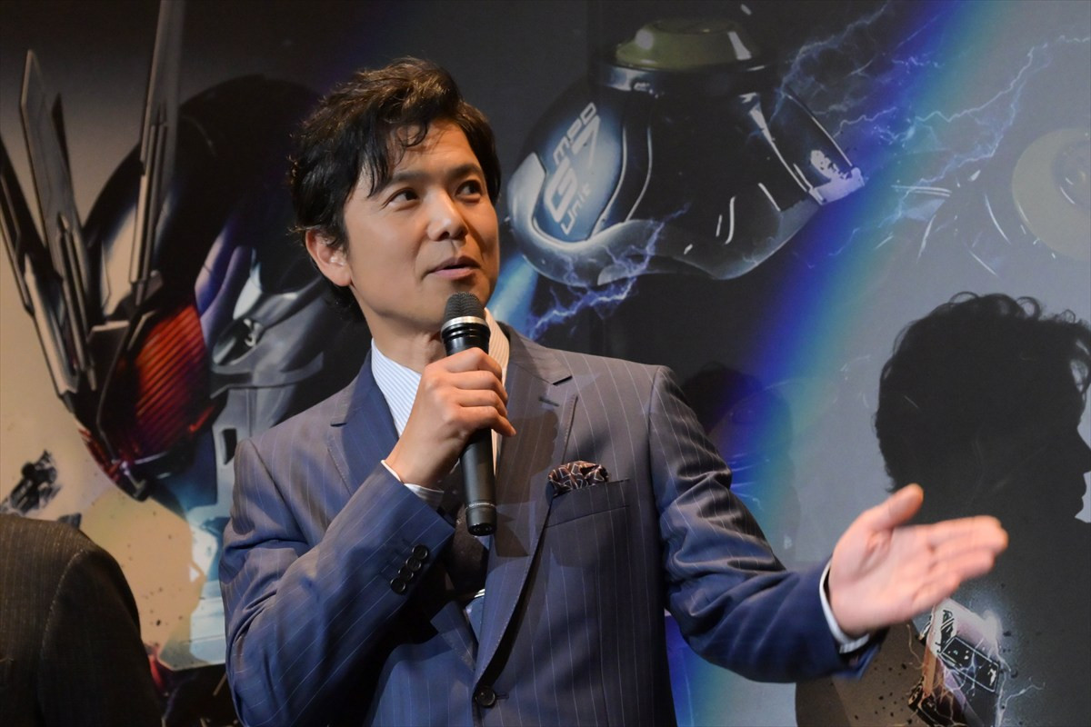 要潤、賀集利樹ら『アギト』舞台あいさつに登場「100歳までアギトを頑張ります！」