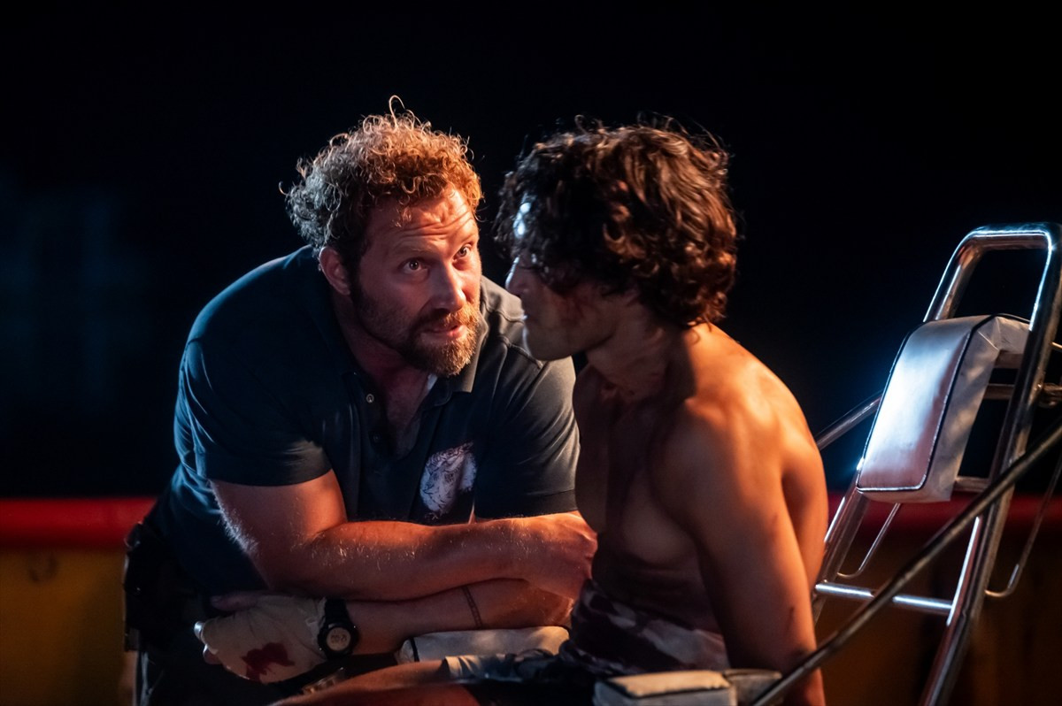 カンヌでも話題のサメ映画『デンジャラス・アニマルズ 絶望海域』本予告編＆本ポスター完成