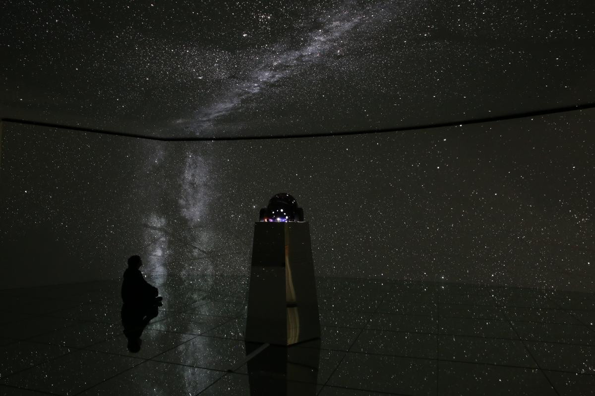 260402「『チ。 ―地球の運動について―』×東京シティビュー ～世界の見方が変わる体験を、展望台で～」