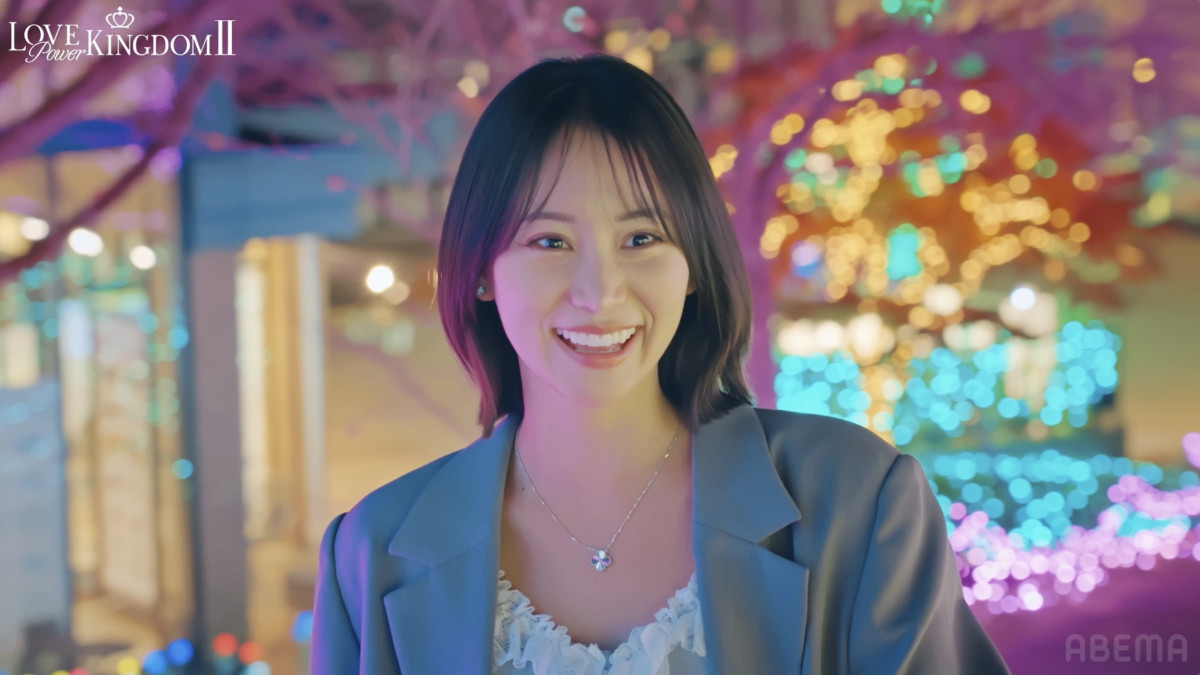 元AKB48美女がバスタブで何度も濃厚キス　イケメン格闘家との恋が成就！