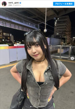 椚マイカ、パッツパツのデニムコーデ　※「椚マイカ」Instagram