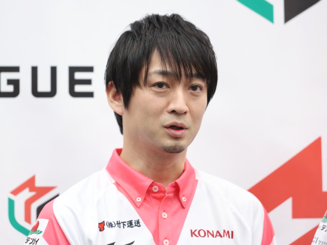 KONAMI麻雀格闘倶楽部の滝沢和典（選手兼監督）
