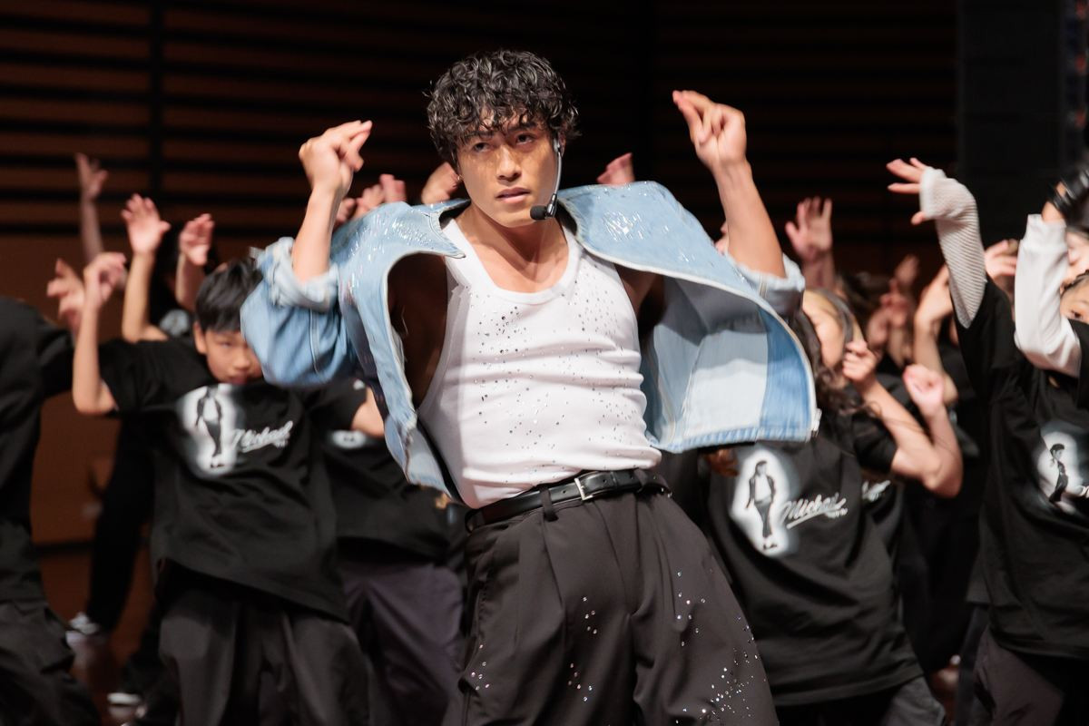 浅田真央、マイケル・ジャクソンの代表曲でダンス披露「これだけたくさんの方と陸で踊ることは今までなかった」