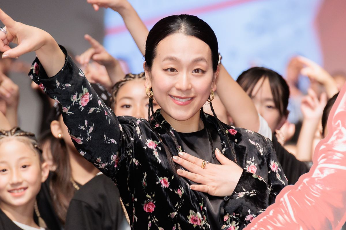 浅田真央、マイケル・ジャクソンの代表曲でダンス披露「これだけたくさんの方と陸で踊ることは今までなかった」