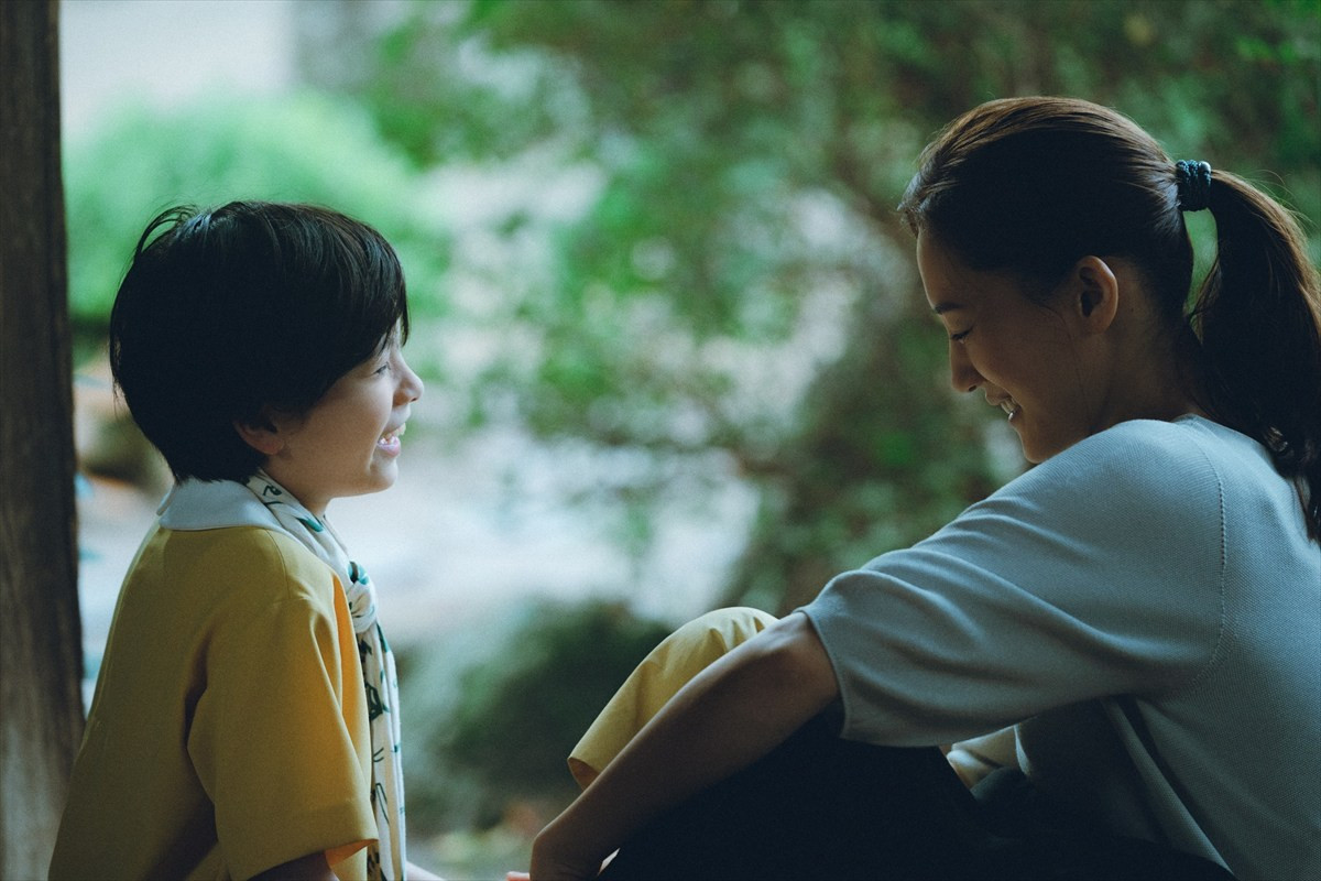 『箱の中の羊』綾瀬はるか＆大悟らの撮影現場を映した温かいオフショット公開