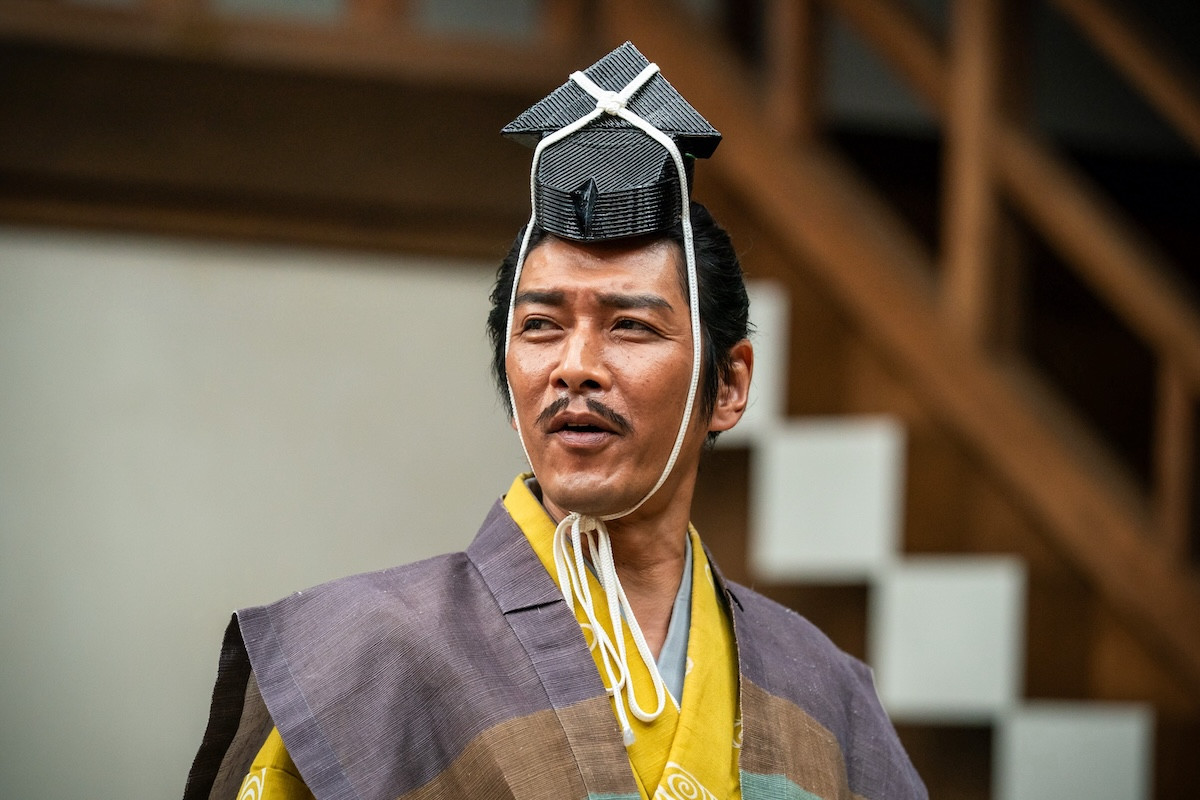 『豊臣兄弟！』“信長”小栗旬、地獄のパワハラ相撲大会にネット恐怖「やり方エグいて…」「デスゲームすぎ！」
