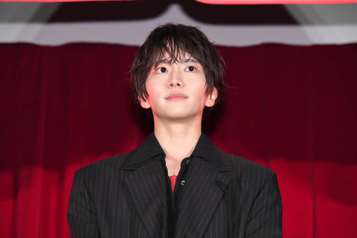 板垣李光人、綱啓永、吉川愛、TAGRIGHT西山智樹らが巨大な口から登場！　『口に関するアンケート』プレミア