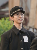 特集ドラマ『手塚治虫の戦争』に出演する原田琥之佑