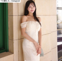 川瀬もえ、ソロショット　※「川瀬もえ」Instagram