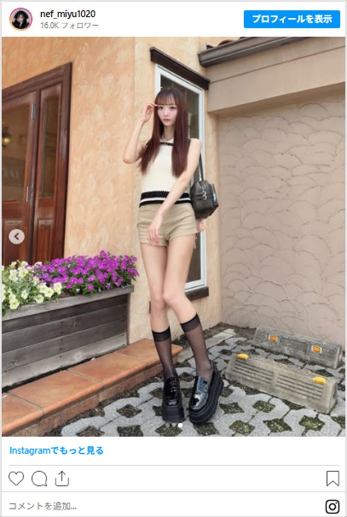 167cm現役アイドル、ショーパン＆ノースリーブで“ままとカフェ”　「可愛すぎる」と反響