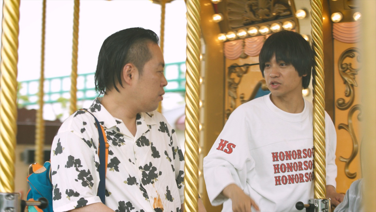 とある日常会話が漫才に？　エバース初主演ドラマ『ナツノマンザイ』今夜スタート　たくろうがドラマ初出演