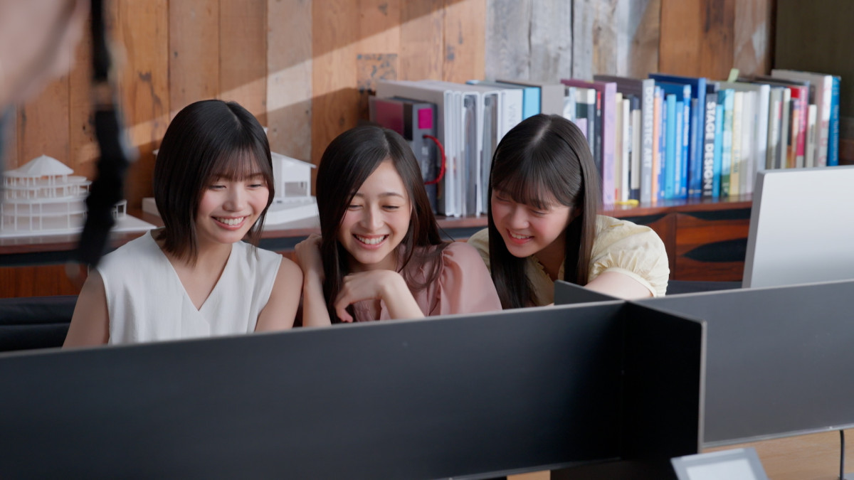 乃木坂46 5期生「メイク キープ ミスト」新TVCMに出演　異なる3つの日常シーンに挑戦
