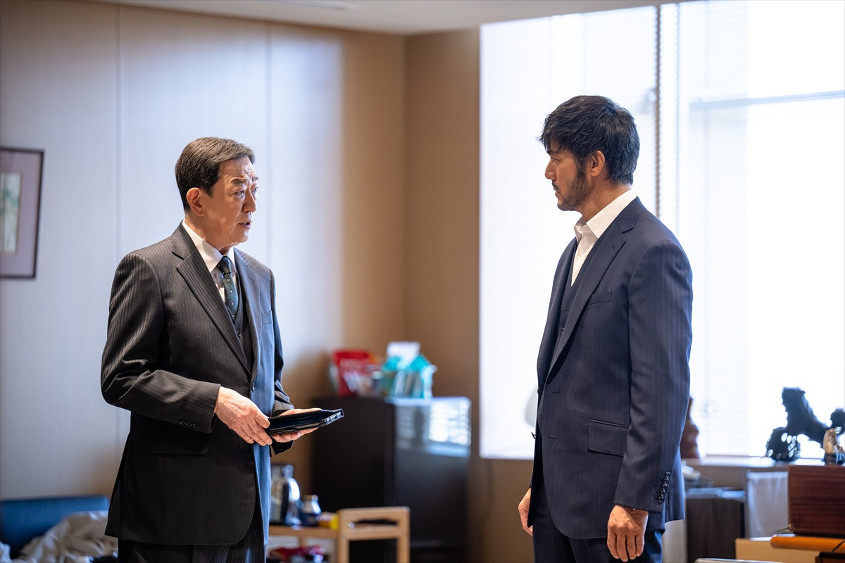 『VIVANT』“野崎”阿部寛、シンシー潜入の理由にネット騒然「大きな渦か…」「めちゃくちゃ壮大」（ネタバレあり）