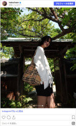 脚長っ！　土生瑞穂172cm、スタイル抜群短パンショット　※「土生瑞穂」Instagram