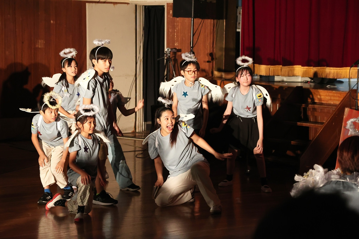 32名で力を合わせ、世界初上演の新作を演じ切る！　ネルケプランニング「夏休み！オン・ワークショップ2026」レポート【最終日】