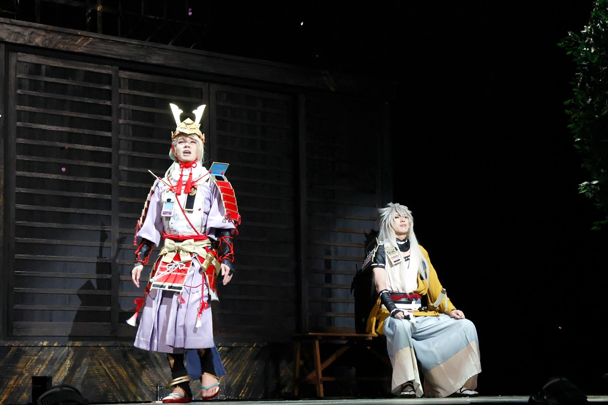 ミュージカル『刀剣乱舞』～月夜一縷～開幕！　北園涼、大平峻也ら刀剣男士からコメント到着
