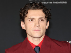 トム・ホランド、興行収入トップ俳優に！ゾーイ・サルダナ、スカーレット・ヨハンソンを抜く