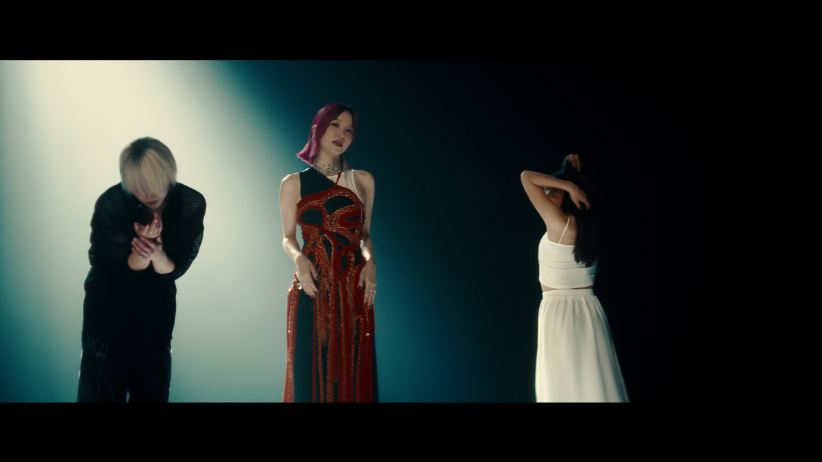 「ソフィリア」MUSiC CLiP場面写真