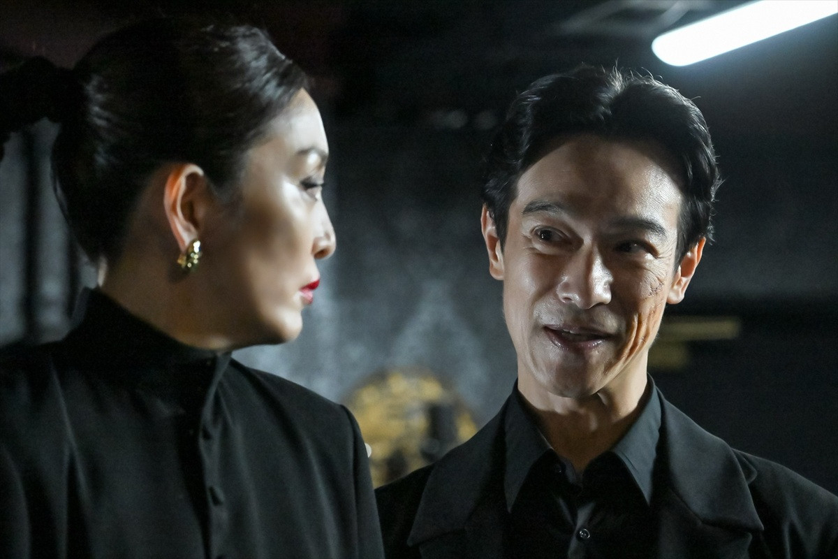『VIVANT』“野崎”阿部寛＆ドラム再会にネット感動→野崎餓死!?のピンチに悲痛の声も「心配で寝れない」「大丈夫だよね？」