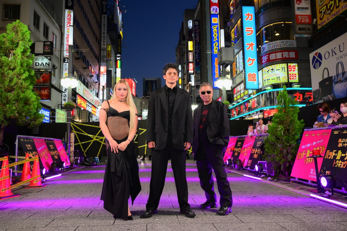 小栗旬＆間宮祥太朗＆野村周平＆西野七瀬らがゴジラロードをかっ歩！ 『バッド・ルーテナント：トウキョウ』日本初披露