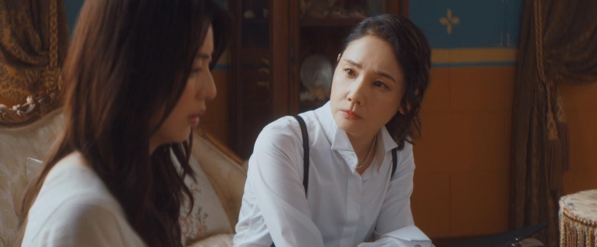 毎熊克哉×小島梨里杏『月がみている』フランスで撮影した場面写真解禁　短編アンソロジー刊行も