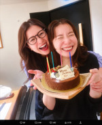 吉高由里子、村川絵梨の誕生日を祝福　※「吉高由里子」X