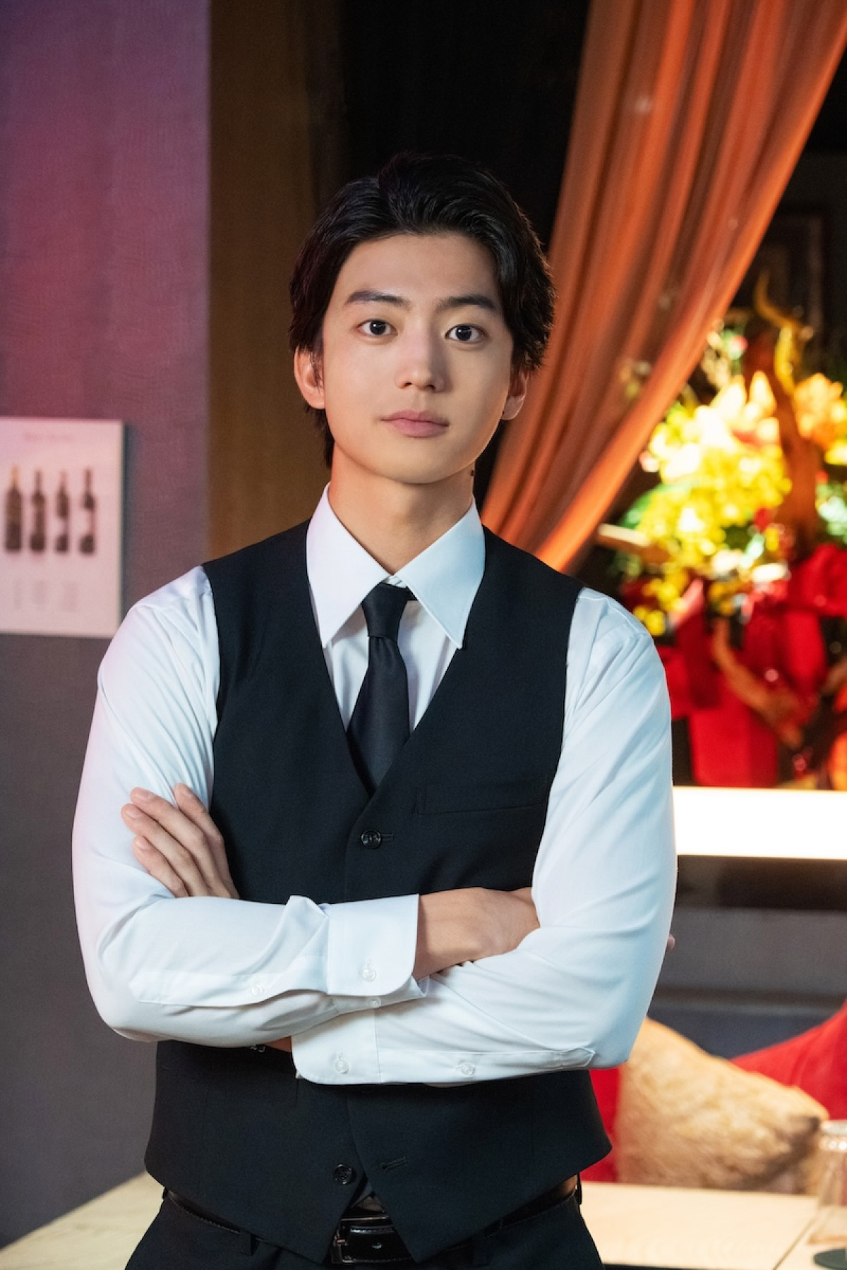 永野芽郁主演『ヒマチの嬢王』に伊藤健太郎が出演決定！　黒服姿で並ぶ2ショットビジュアルも解禁