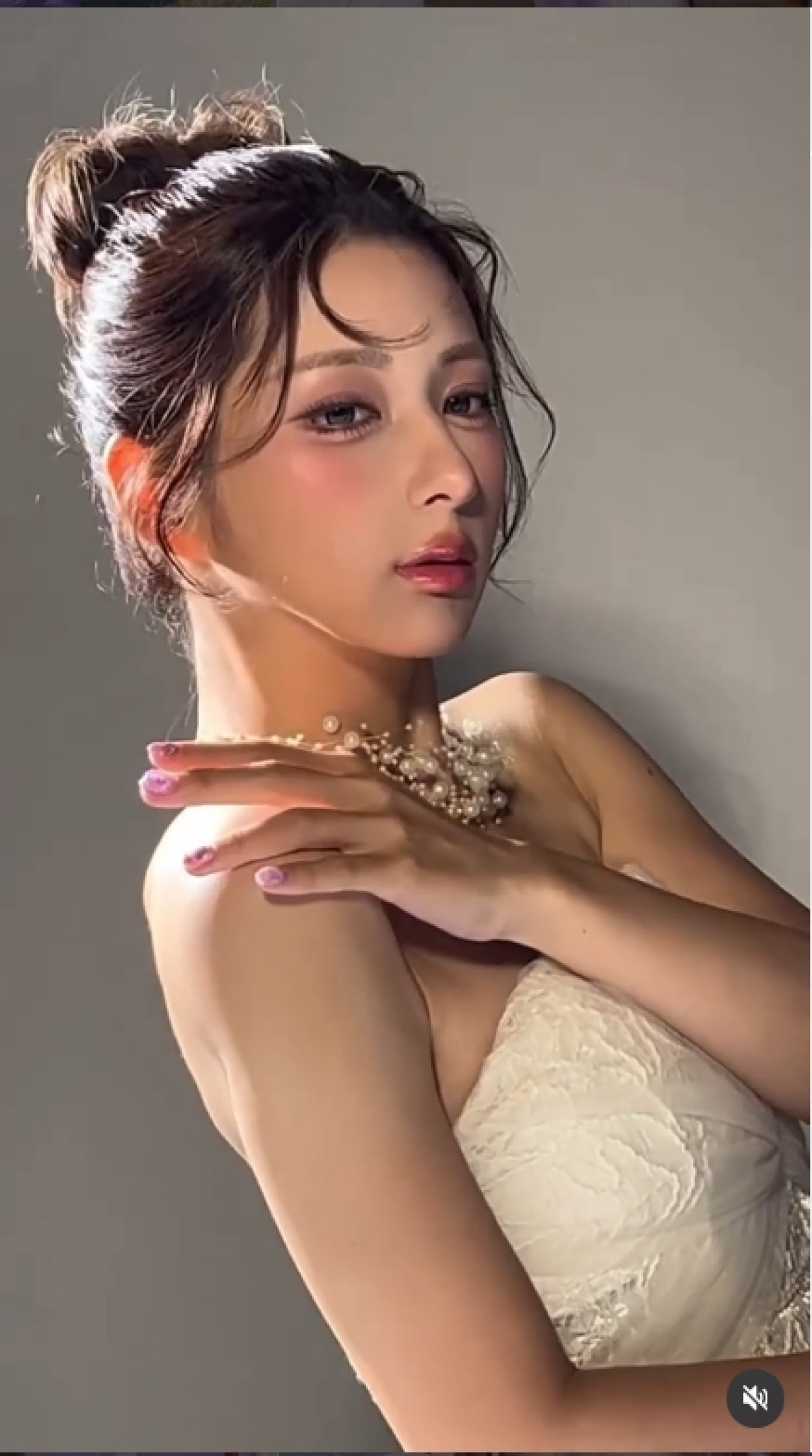 「別人みたい」「ギャップえっぐ」　23kg減のしなこ、“激変”投稿にネット衝撃　美背中にも熱視線