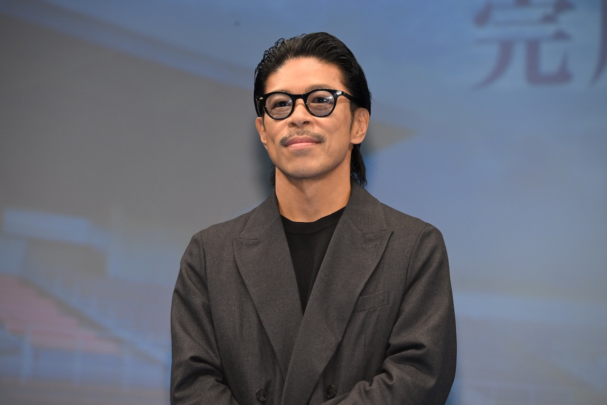 相葉雅紀、共演俳優から突然の「抱きしめてください」に困惑！ 『4アウト』完成披露で撮影秘話を告白