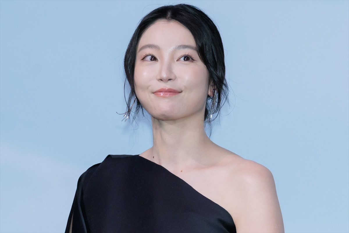 伊藤万理華、深川麻衣との親交深める「まいまいの犬と仲良くなりたい」「家族丸々で行きたい」「静岡まで行く」