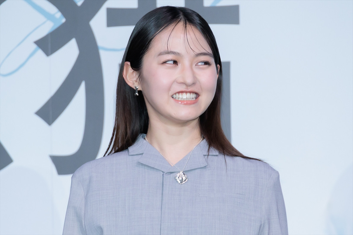 伊藤万理華、深川麻衣との親交深める「まいまいの犬と仲良くなりたい」「家族丸々で行きたい」「静岡まで行く」