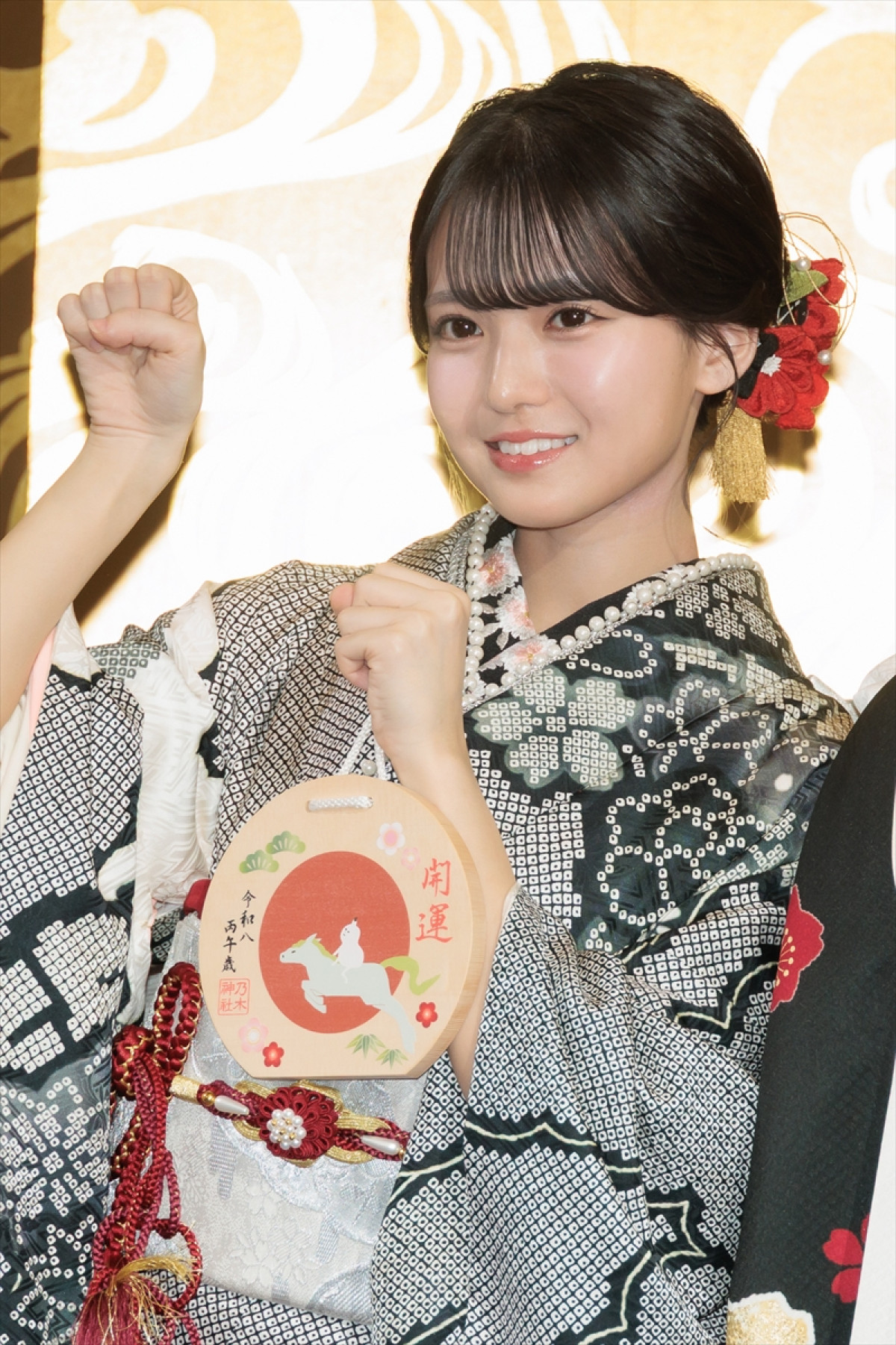 乃木坂46・菅原咲月、瀬戸口心月らが新成人 振り袖姿で新年の抱負を語る「“パカラッパカラッ世代”です」