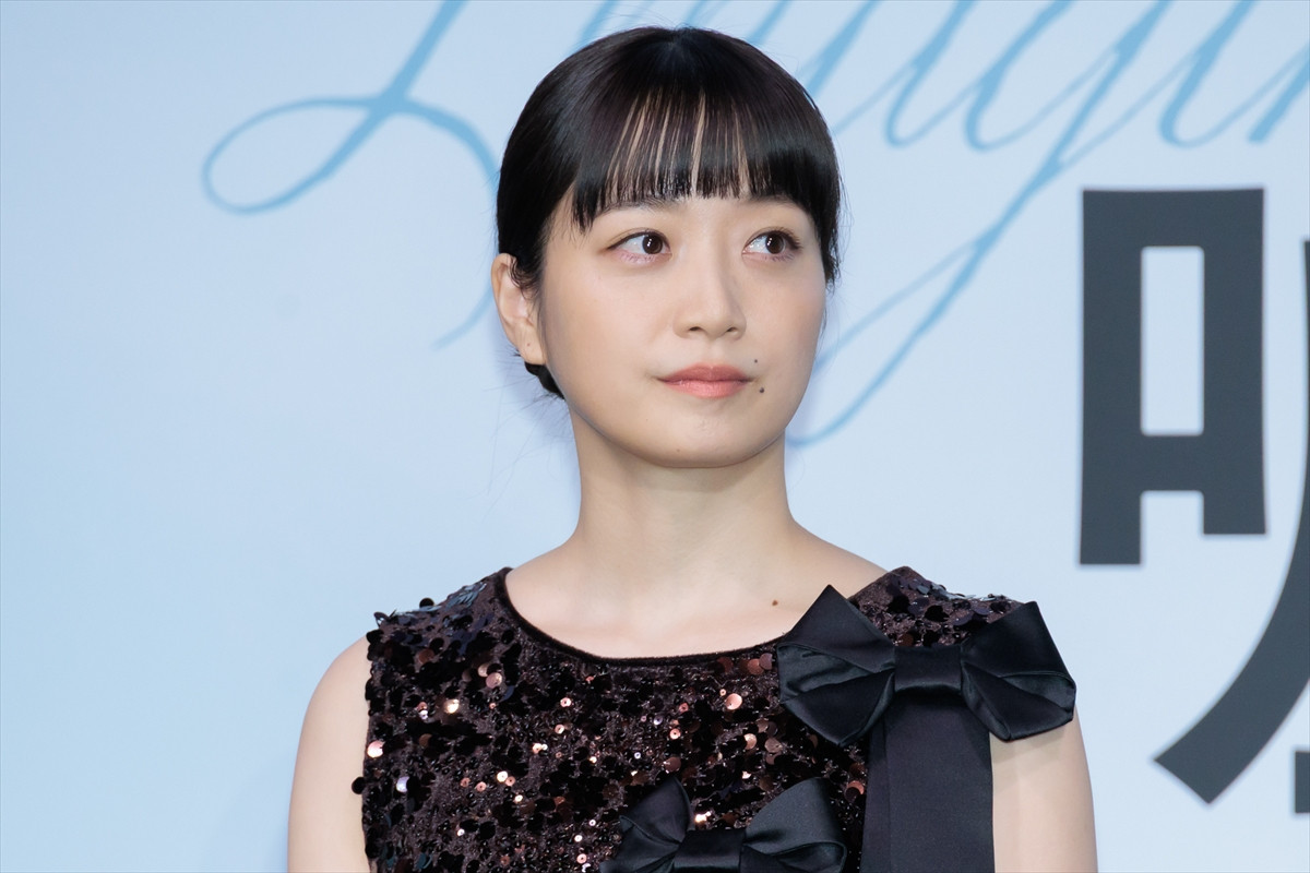 伊藤万理華、深川麻衣との親交深める「まいまいの犬と仲良くなりたい」「家族丸々で行きたい」「静岡まで行く」