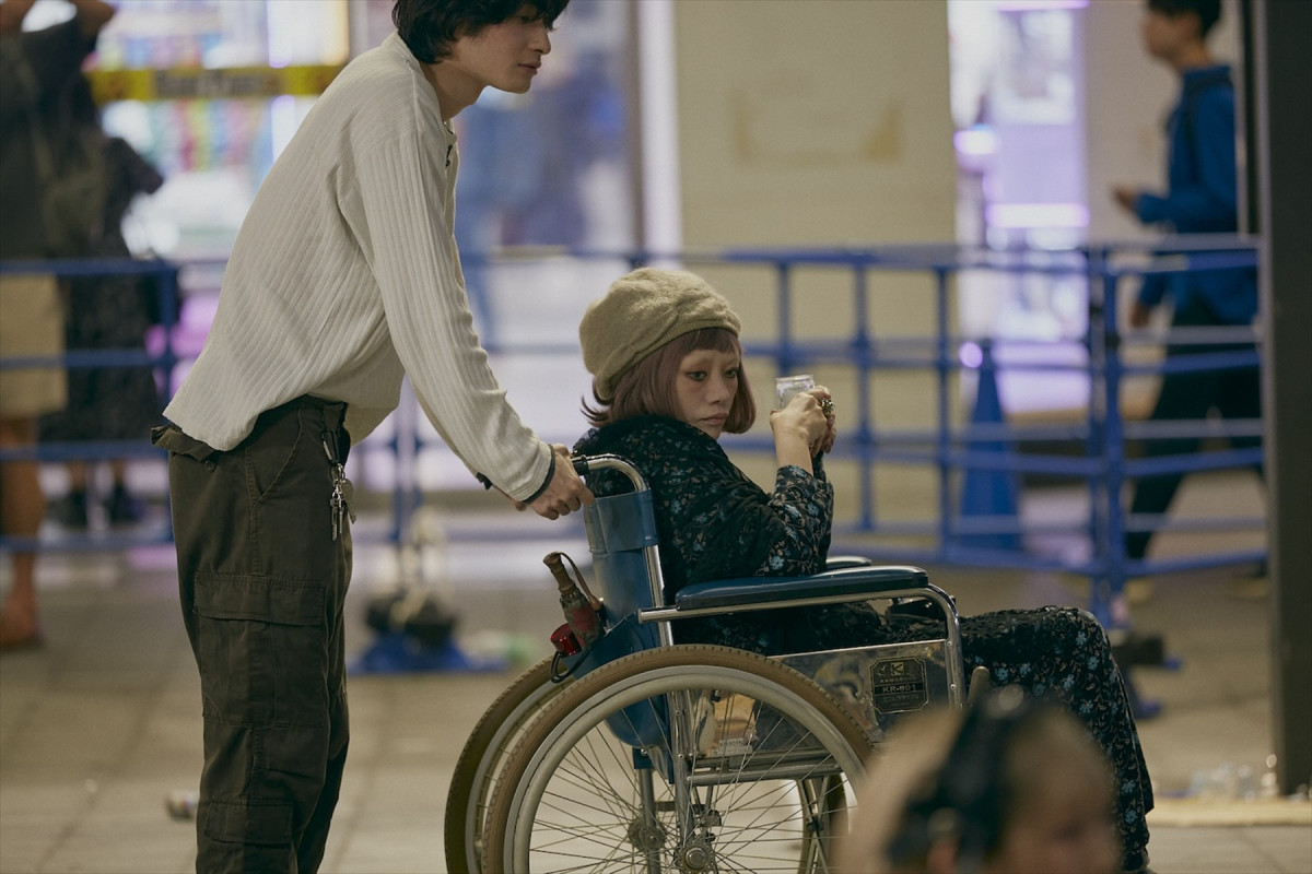 森七菜主演『炎上』少女が起こした“炎上”事件、歌舞伎町で彼女に何が？　予告＆場面写真解禁