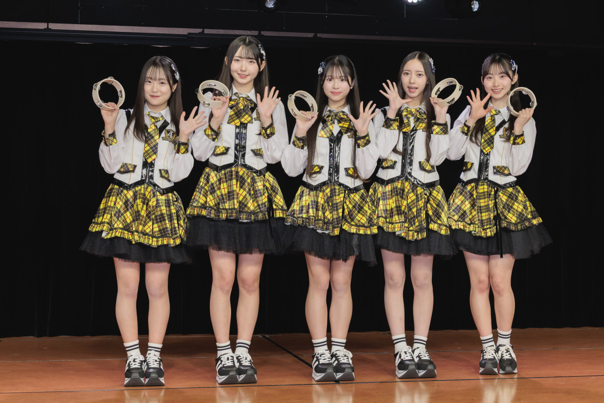 「AKB48 21期研究生 劇場公演デビュー」ゲネプロ・取材会の様子