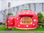サンリオ「いちごのお家」がお台場に誕生! 期間限定の展示やグッズ&スイーツを展開