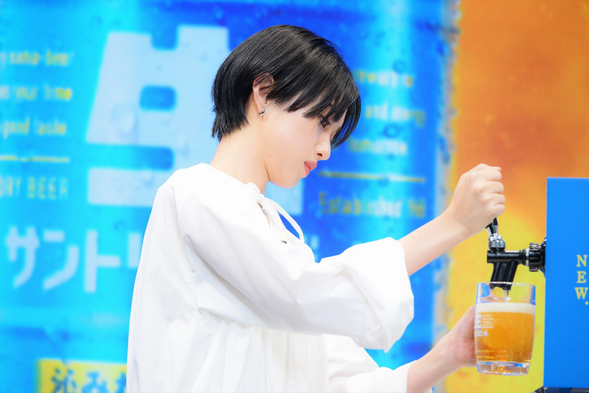 河合優実、酒類CM初出演に笑顔「ビールが大好き」　意外な一面も明かす「かなりポンコツです」