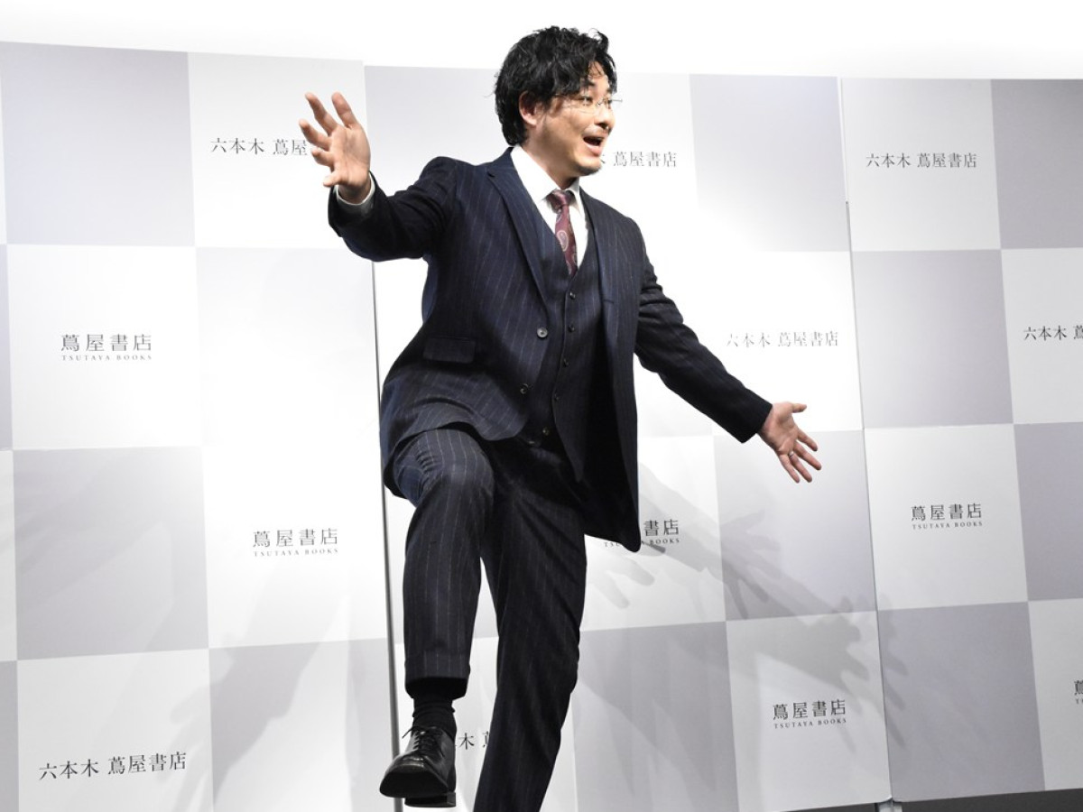 平子祐希、“5キロ増量”して挑んだ写真集発売　見どころは「安心感のある下腹」