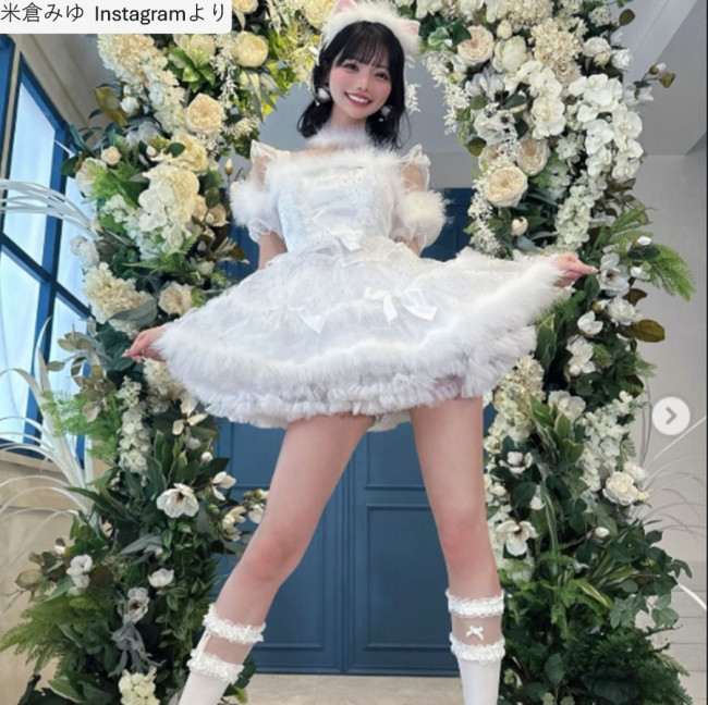 米倉みゆ、ソロショット　※「米倉みゆ」Instagram