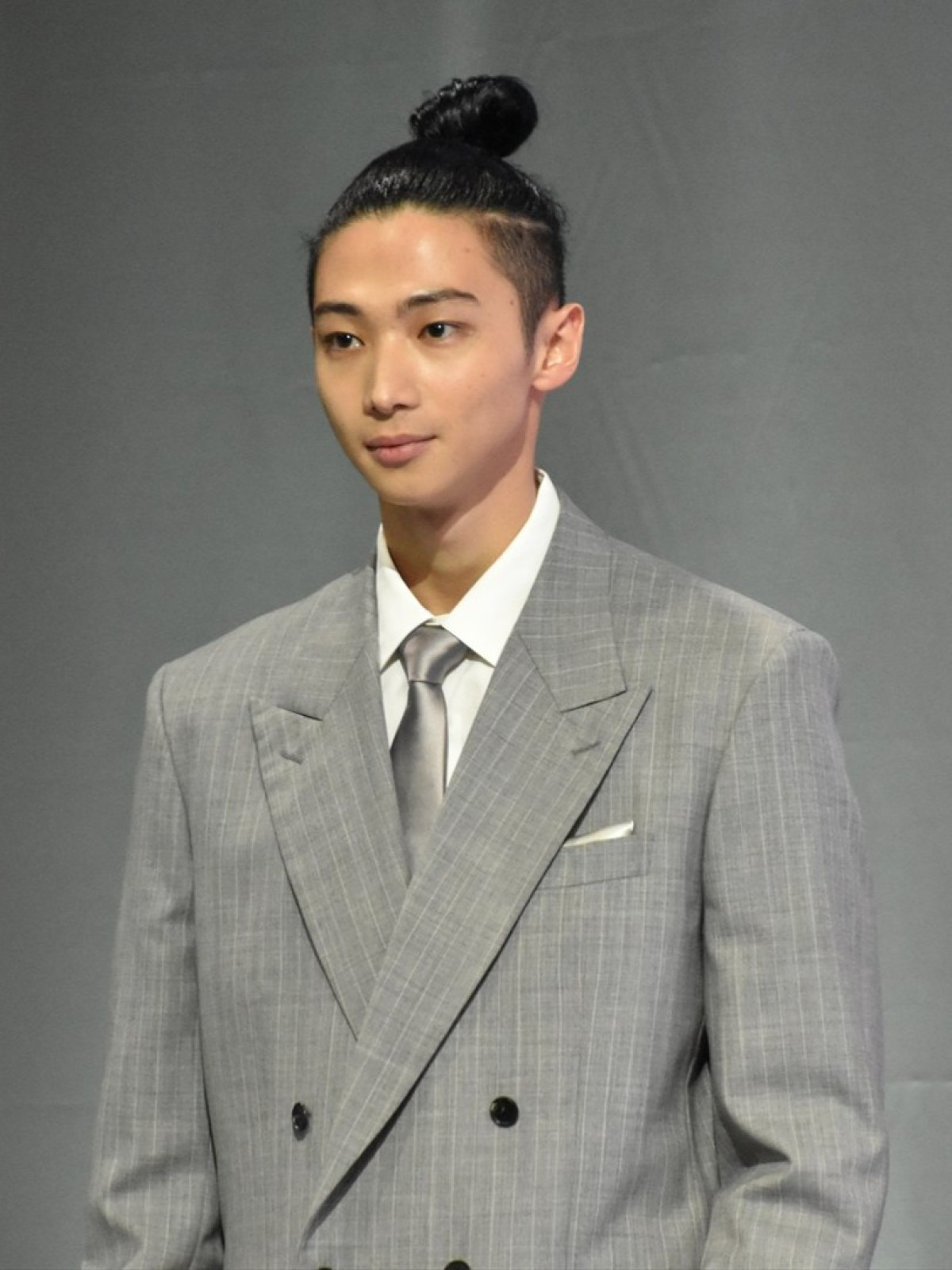 高橋恭平、実写映画『ブルーロック』出演は「財産に」　なにわ男子・藤原丈一郎と走り込み＆道枝駿佑からボールプレゼントも