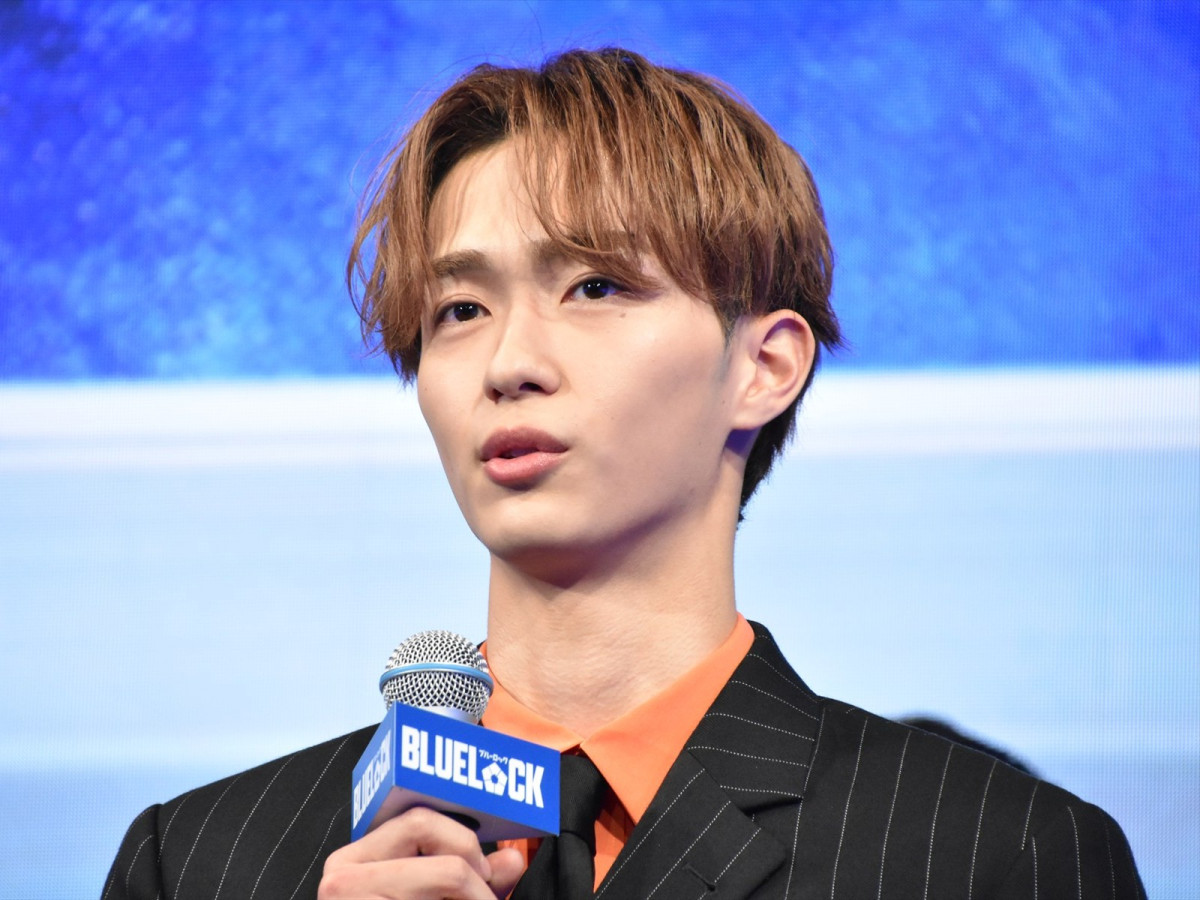 高橋恭平、実写映画『ブルーロック』出演は「財産に」　なにわ男子・藤原丈一郎と走り込み＆道枝駿佑からボールプレゼントも