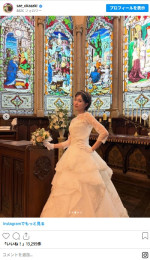 岡崎紗絵のウエディングドレス姿がかわいい！　※「岡崎紗絵」Instagram