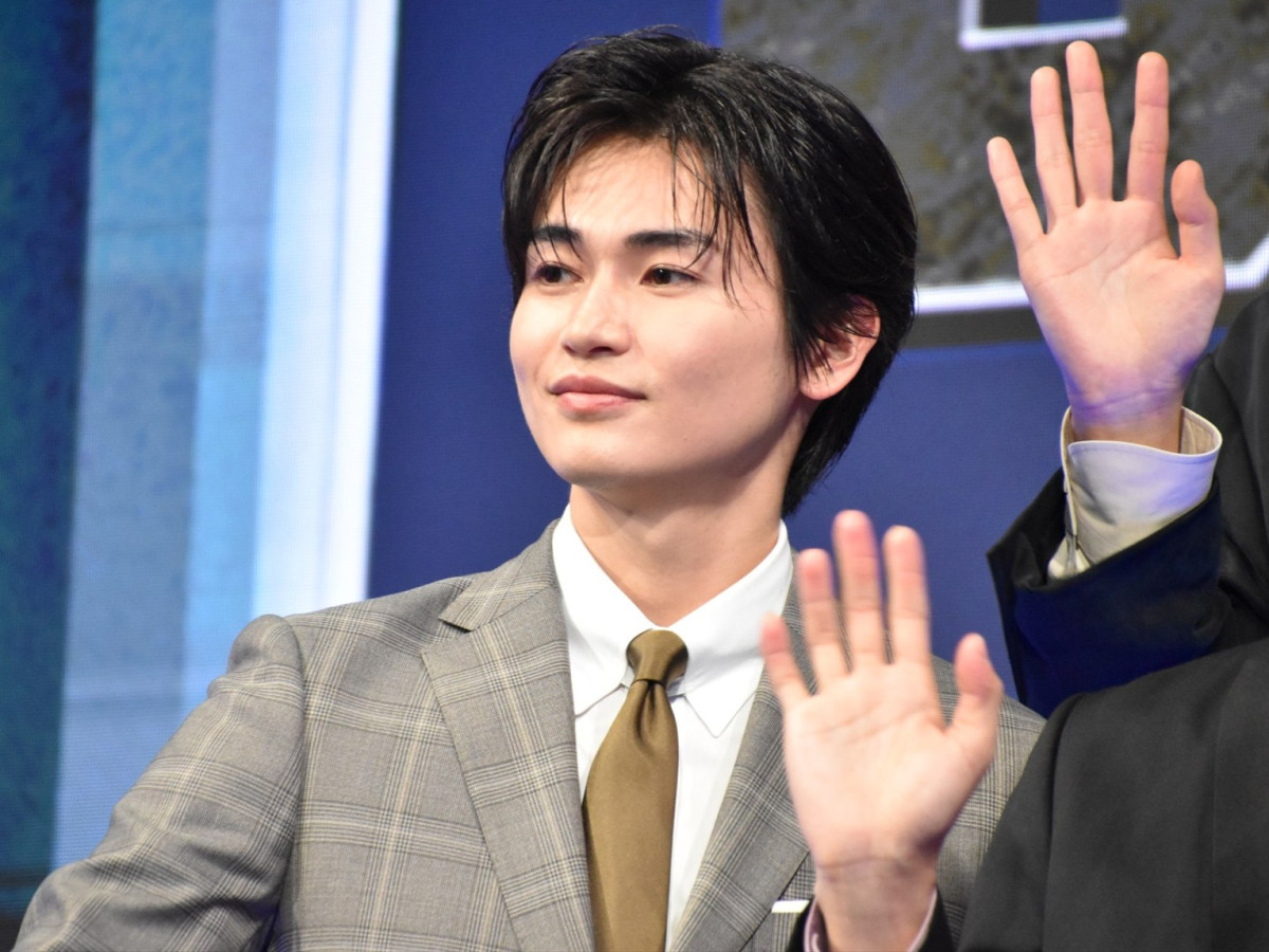 高橋恭平、実写映画『ブルーロック』出演は「財産に」　なにわ男子・藤原丈一郎と走り込み＆道枝駿佑からボールプレゼントも