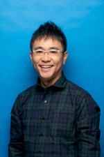 連続テレビ小説『ブラッサム』に出演する八嶋智人