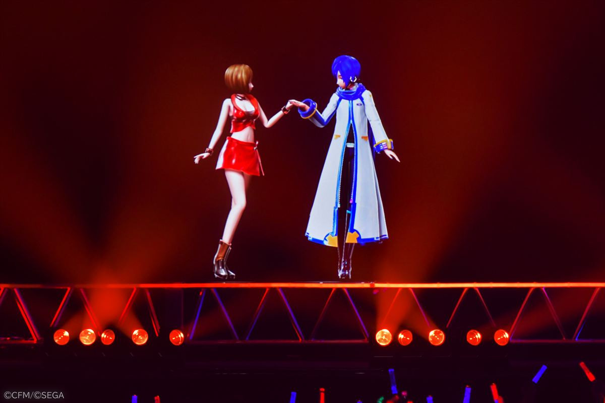 【ライブレポート】圧倒的没入感！　初音ミクがローソン50周年を祝う“ローソンミクライブ”で観る者を世界観に引き込む 