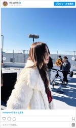 内田理央、殺気ただようヤンキーセーラー服姿　※「内田理央」Instagram