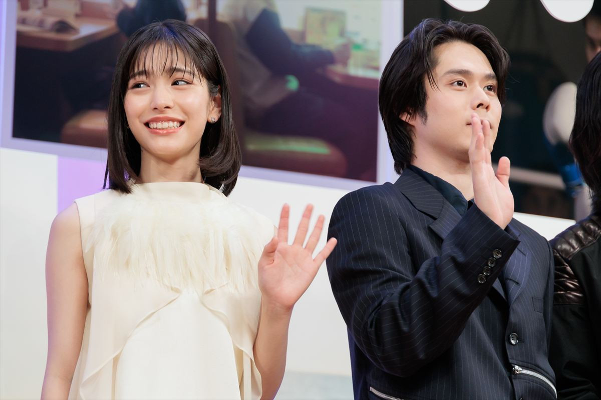 綾瀬はるか、実話を基にした主演作の試写で号泣「ズビズビで帰りました」