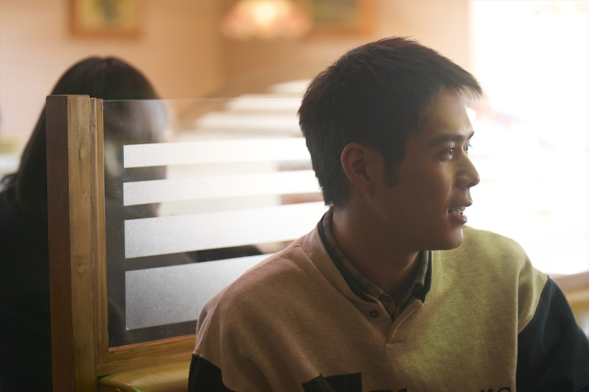 綾瀬はるかが涙…『人はなぜラブレターを書くのか』場面写真解禁　ヒゲダンとの対談映像も近日公開